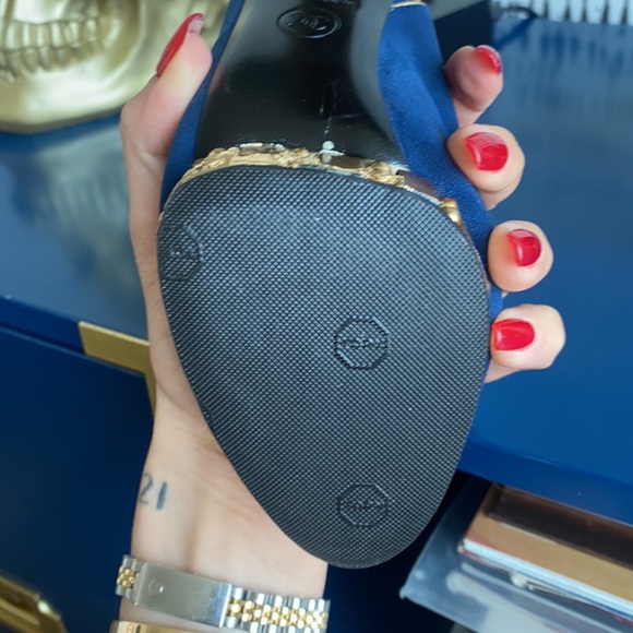 Chanel Heels - Picture 4 of 5